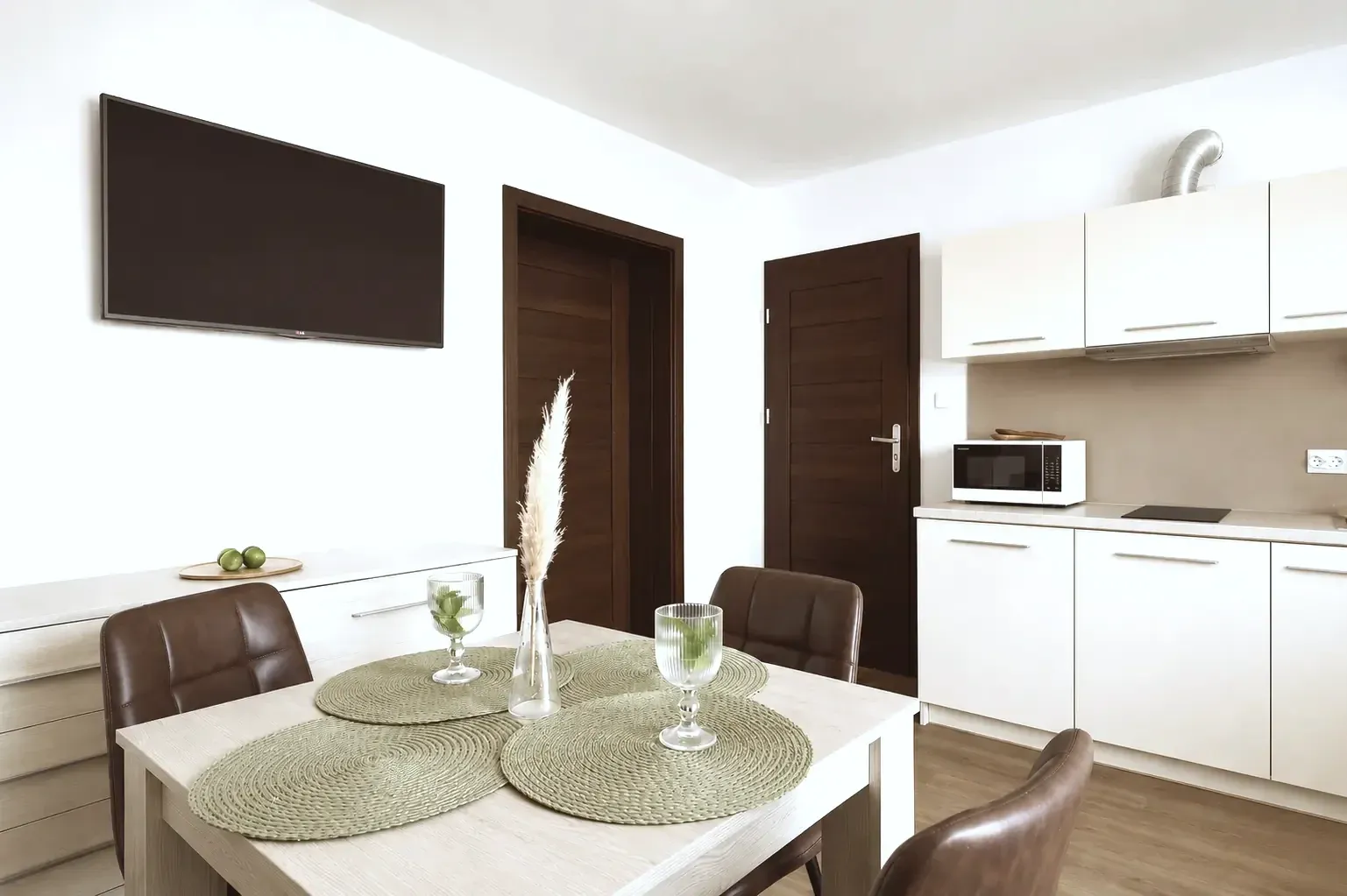 Apartament 2 - aneks i jadalnia - SolMare Karwia